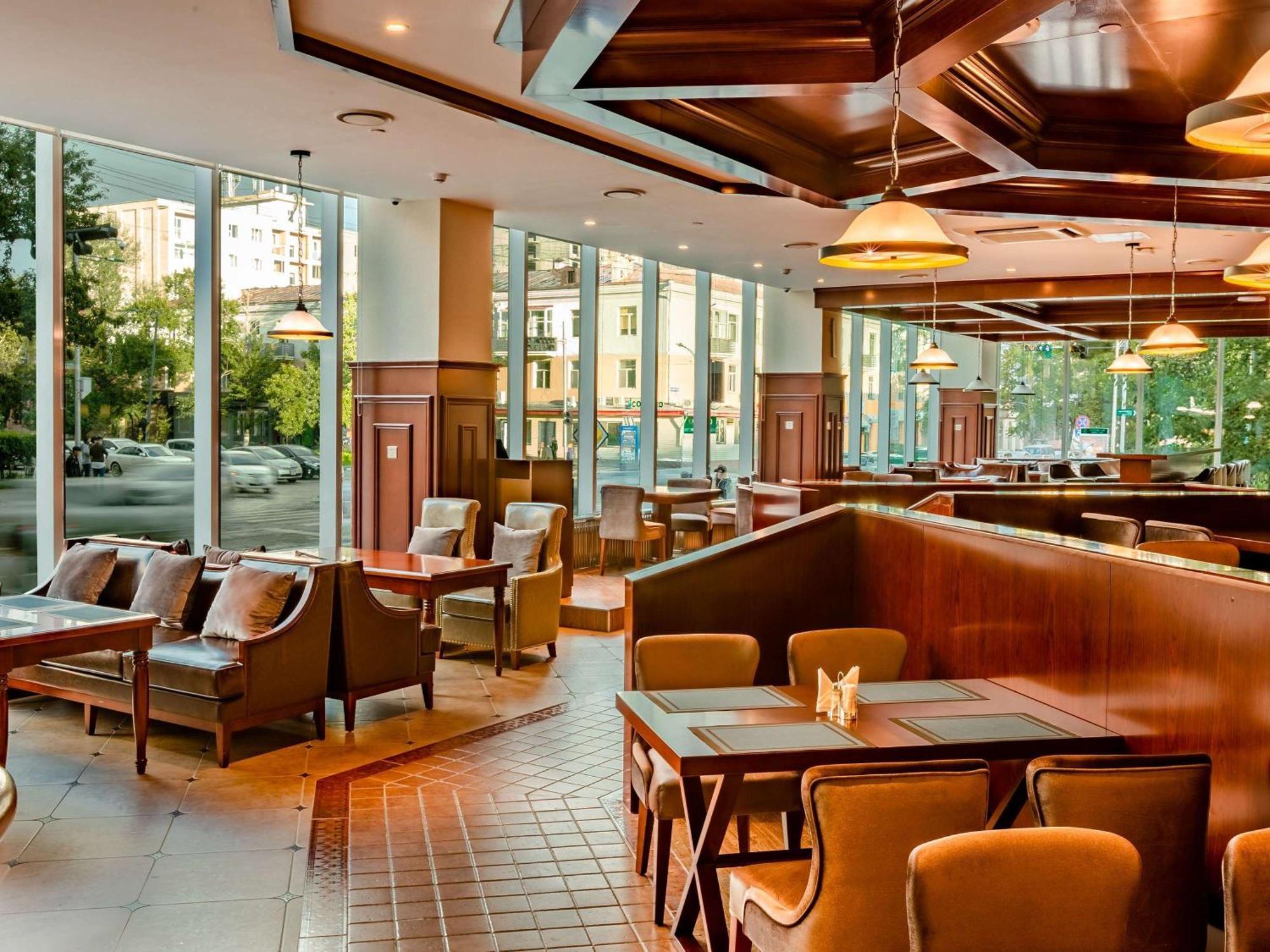 Novotel Ulaanbaatar Eksteriør billede